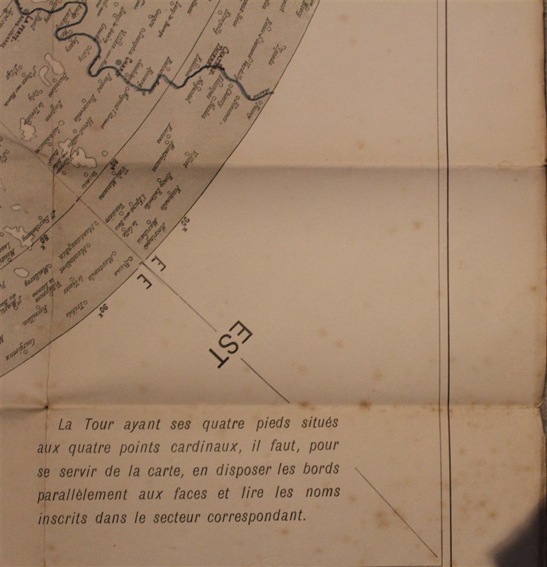 1890-Cartes_des_lieus_vue_de_la_tour_Eiffel_notice_droite